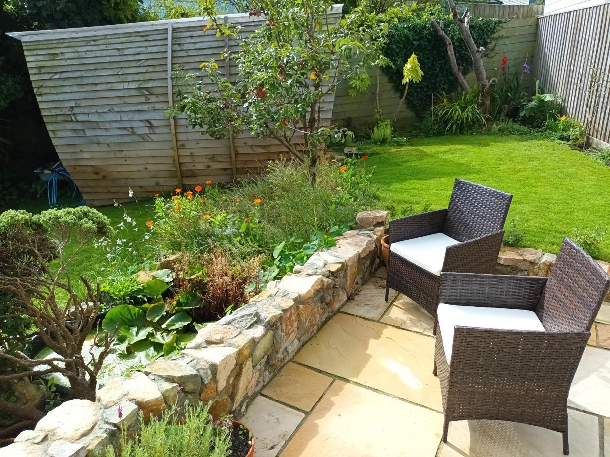 Sunrise! ~ 2 Bedrooms, Garden, Parking, Sea Views St Ives Esterno foto